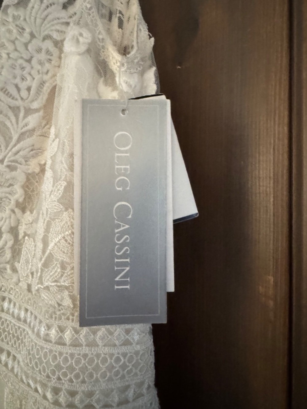 Oleg Cassini ivory wedding dress size 8 - Picture 5 of 7